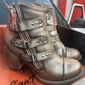 Boutique Freebird by Steven Pewter Leather Booties